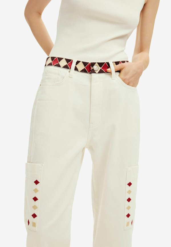 Desigual WITH DIAMOND-SHAPED EDGES