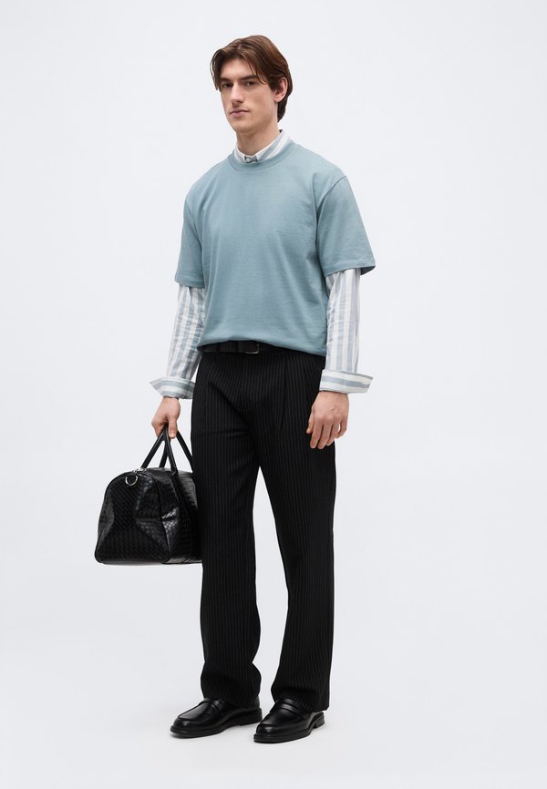 Lindbergh O-NECK TEE OVERSIZE S/S