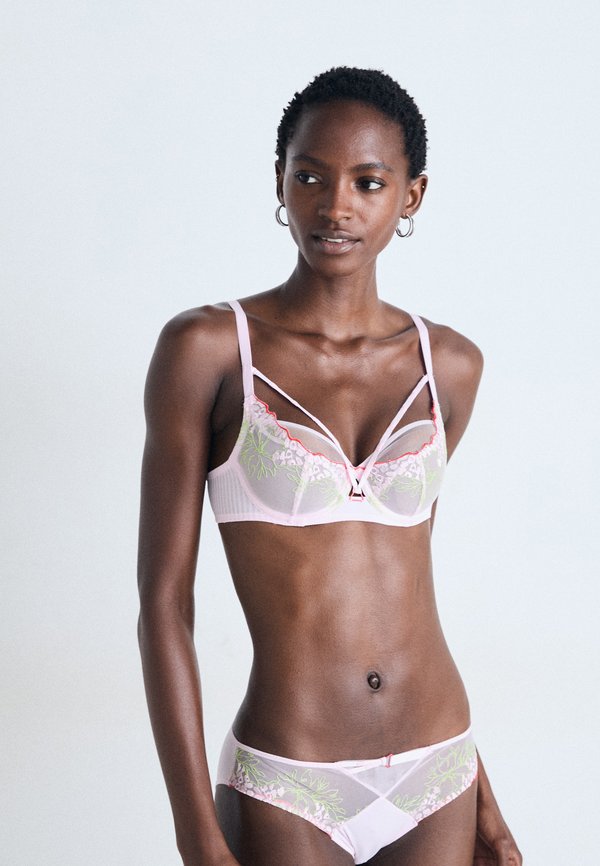 Chantelle VERY COVERING UNDERWIRED BRA