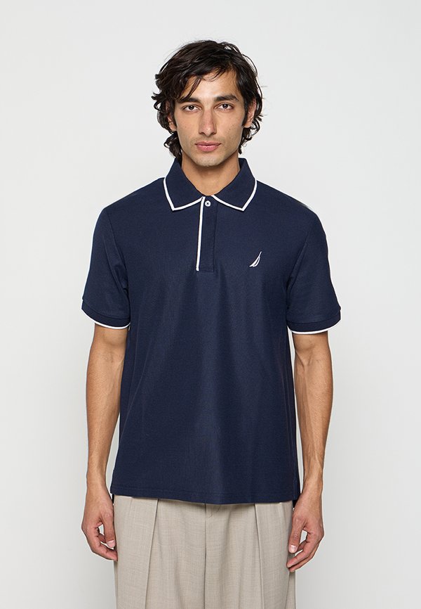 Nautica