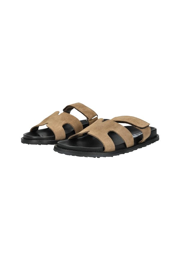 Steve Madden MANU