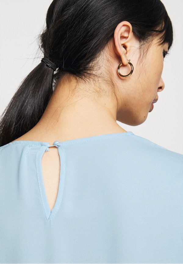 Missguided Petite TIERED SMOCK DRESS