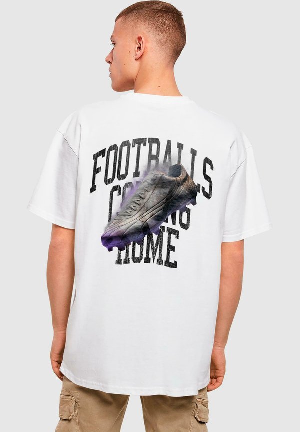 Upscale by Mister Tee FOOTBALL'S COMING HOME GAMECHANGER OVERSIZE TEE