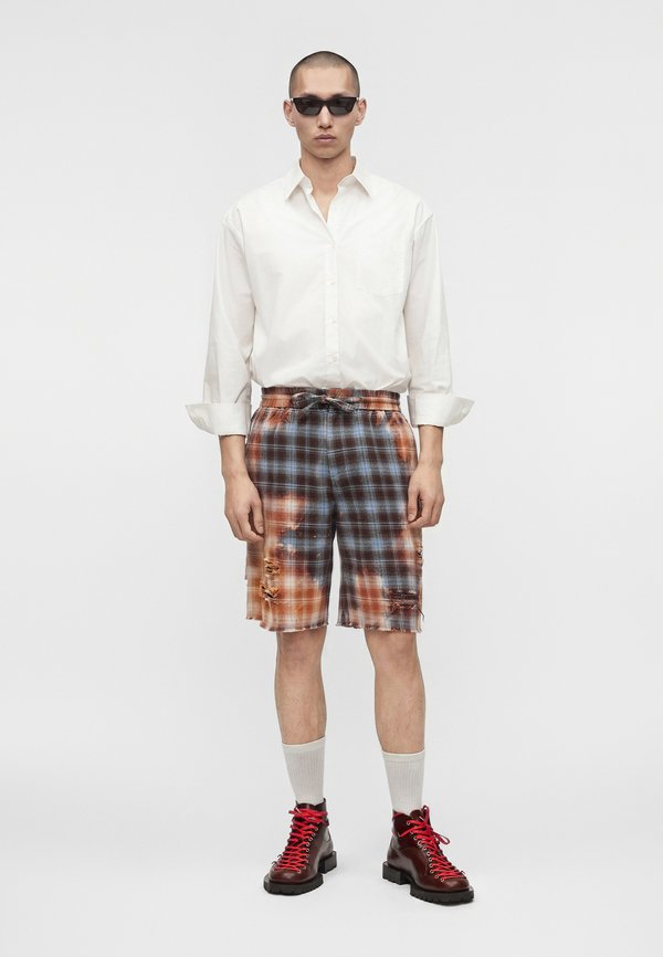 Feng Chen Wang DECAYED CHECK