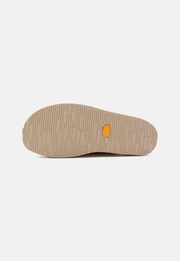 Clarks Originals NOMADMULE