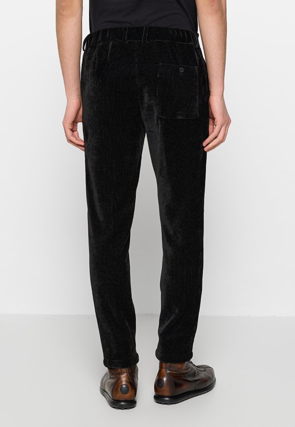 Gaudi REGULAR FIT