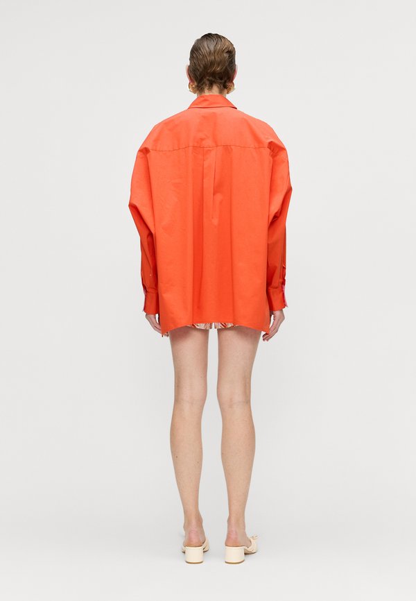 Diane von Furstenberg LAURA