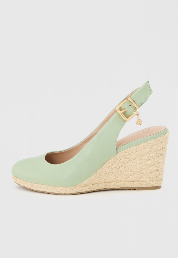 Dune London CADIES