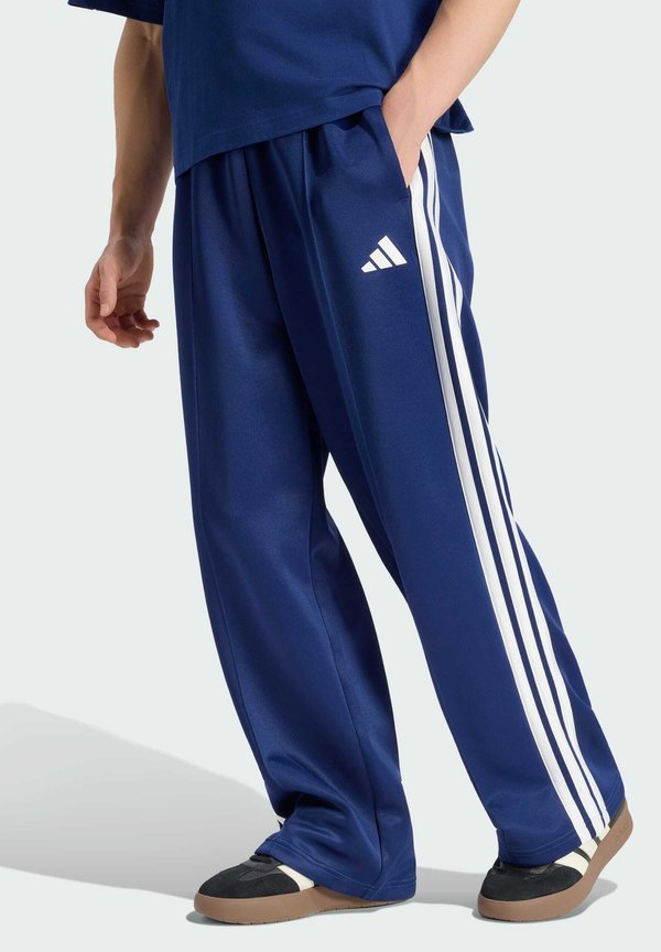 adidas Sportswear ADIDAS SPORTSWEAR STADIUM  LOOSE OPEN HEM PANT - Tracksuit bottoms - dark blue