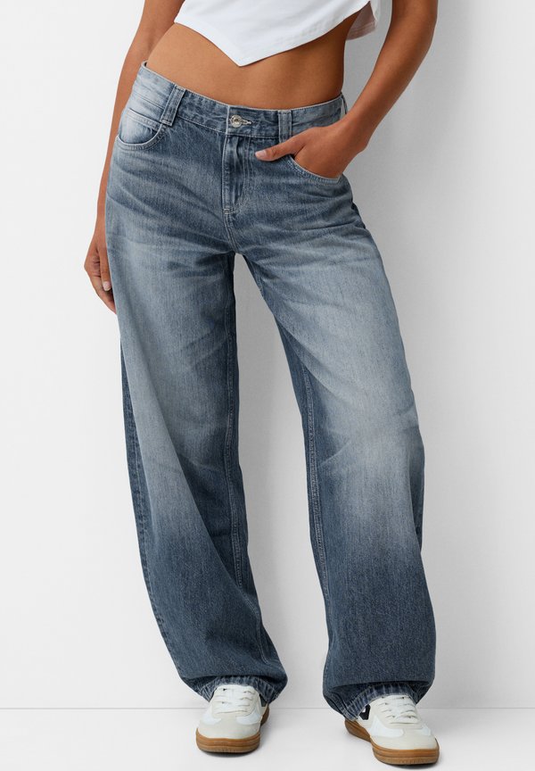 Bershka BALLOON - BAGGY - Relaxed fit jeans - dark blue