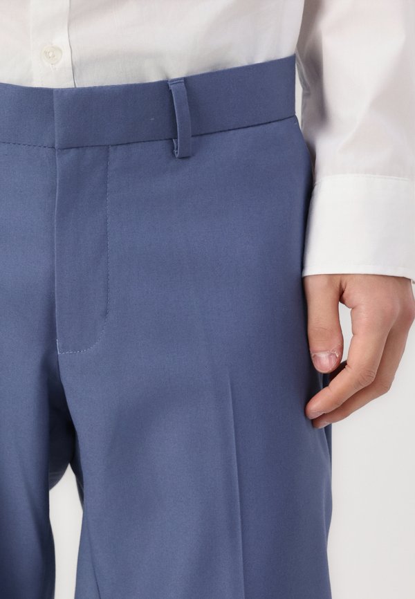 Isaac Dewhirst NOTCH SUIT NEW COAT SLIM