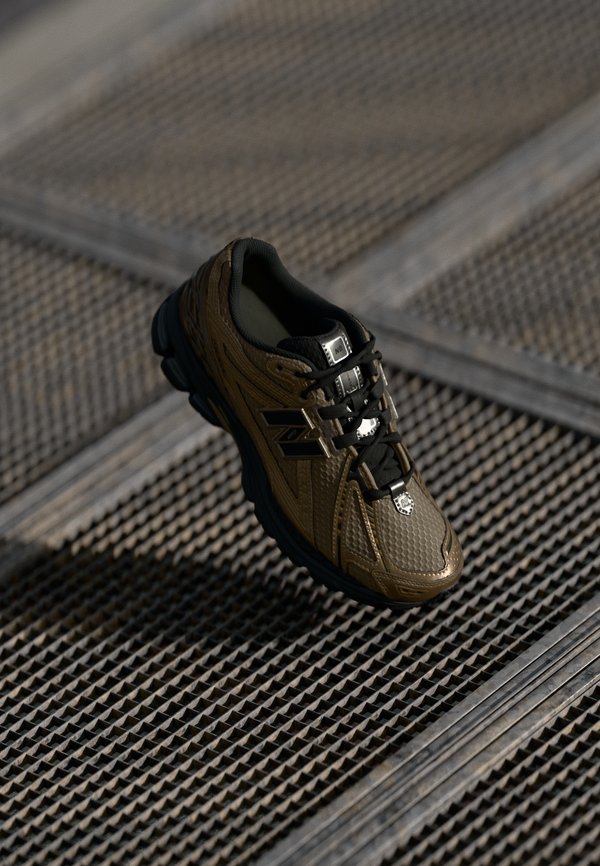 New Balance Trainers - mushroom