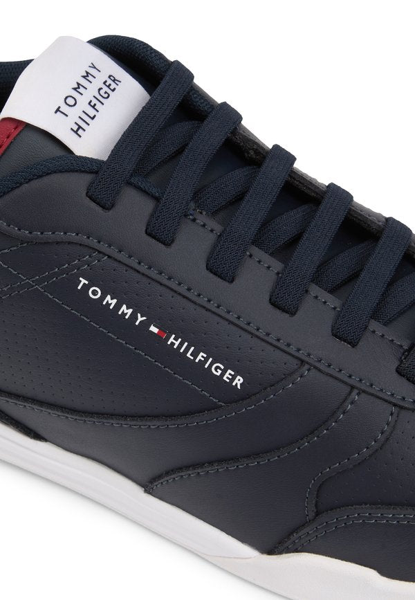 Tommy Hilfiger CONTRAST HEEL TRAINERS WITH LEATHER