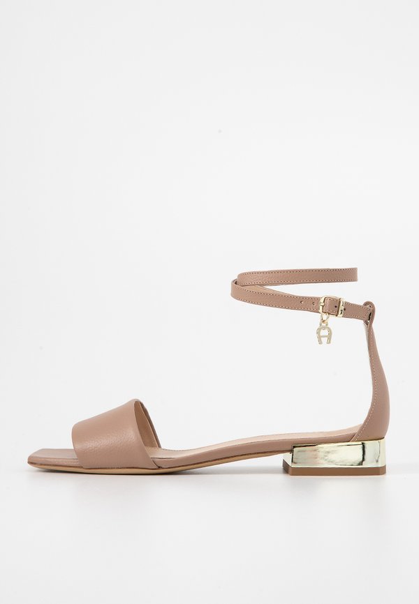 AIGNER FASHION SASKIA 6A