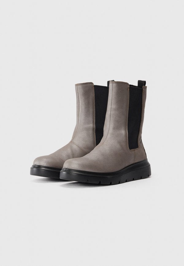 ECCO NOUVELLE