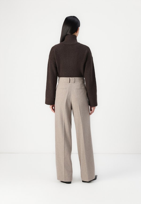 Selected SLFMARLIE WIDE FIT