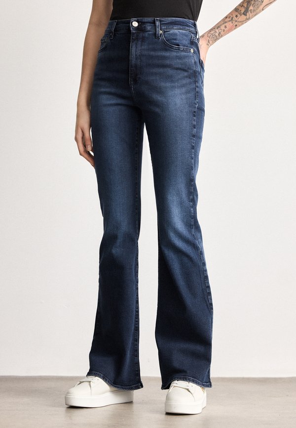 Tommy Jeans SYLVIA HIGH RISE FLARED JEANS