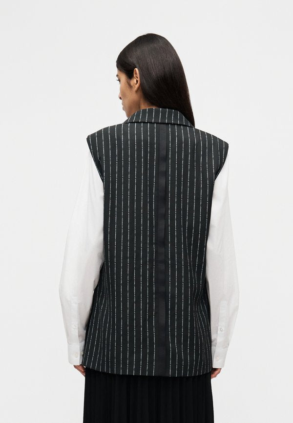KARL LAGERFELD ELONGATED PINSTRIPE