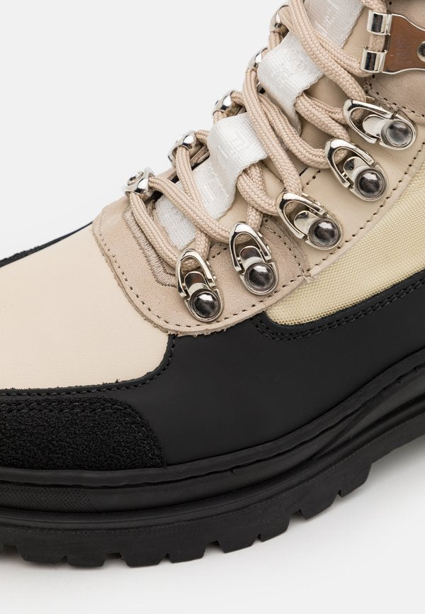 Filling Pieces MOUNTAIN BOOT UNISEX