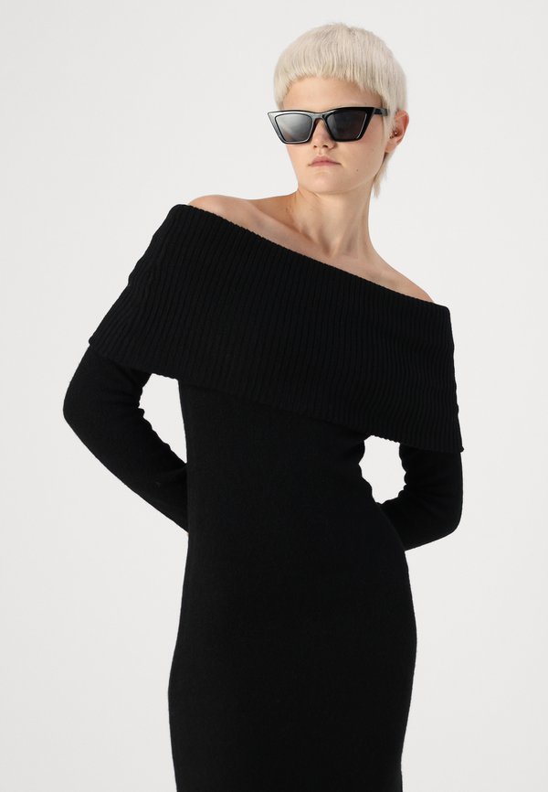 Pieces PCRIKO OFF SHOULDER DRESS
