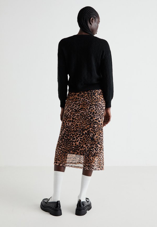 Noisy May NMELIF OVERLOCK CALF SKIRT