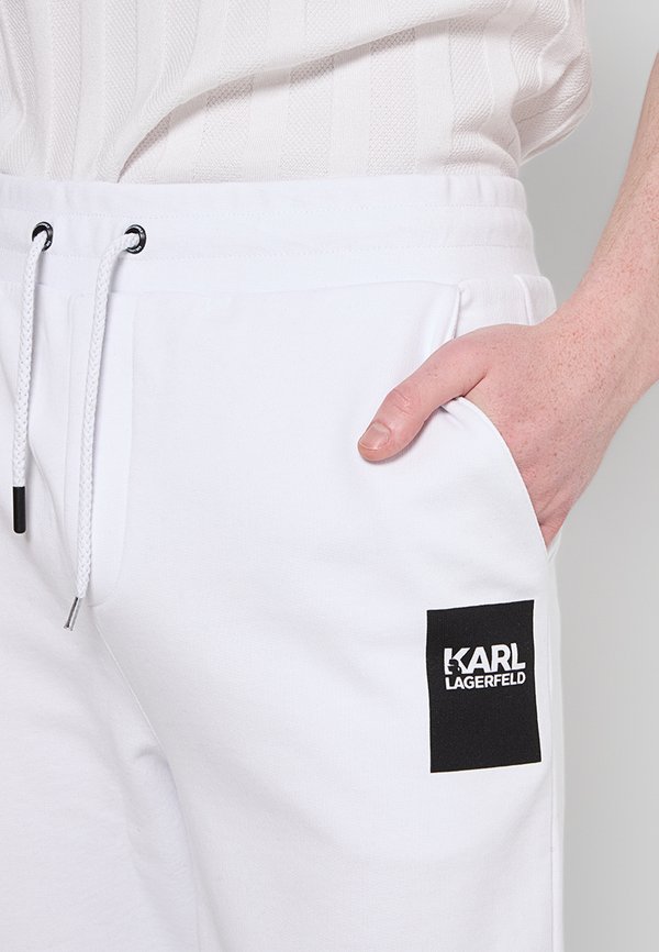 KARL LAGERFELD