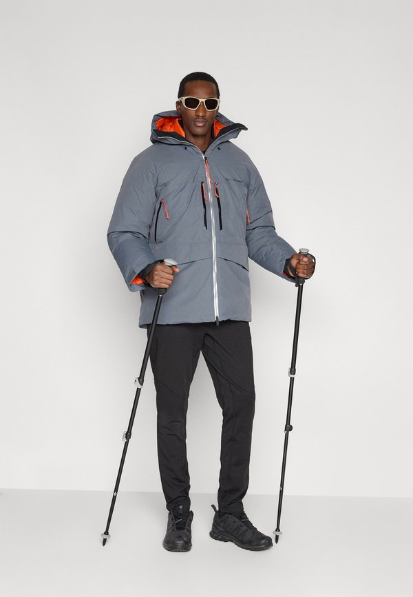 Peak Performance MOUNTAINLINE