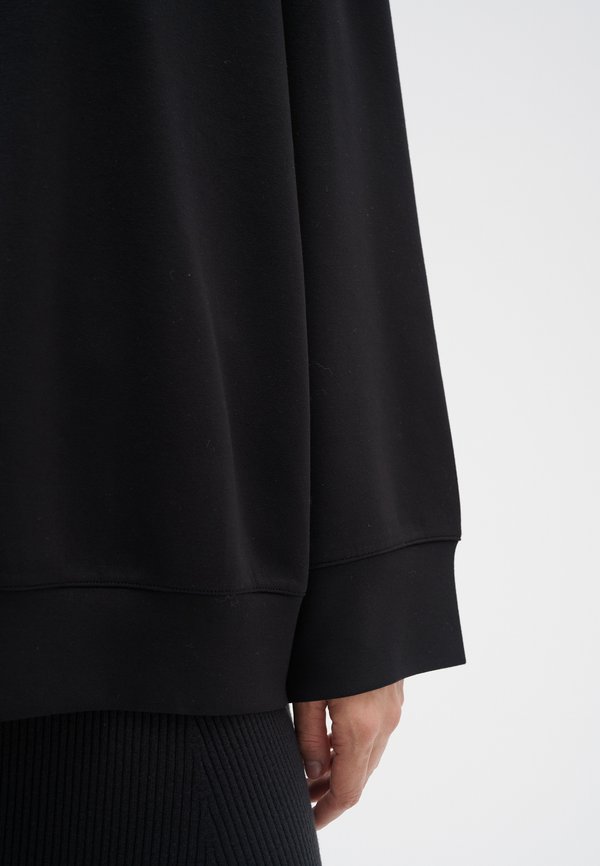InWear  AIDA