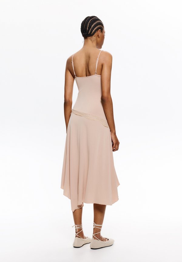 PULL&BEAR THIN STRAP