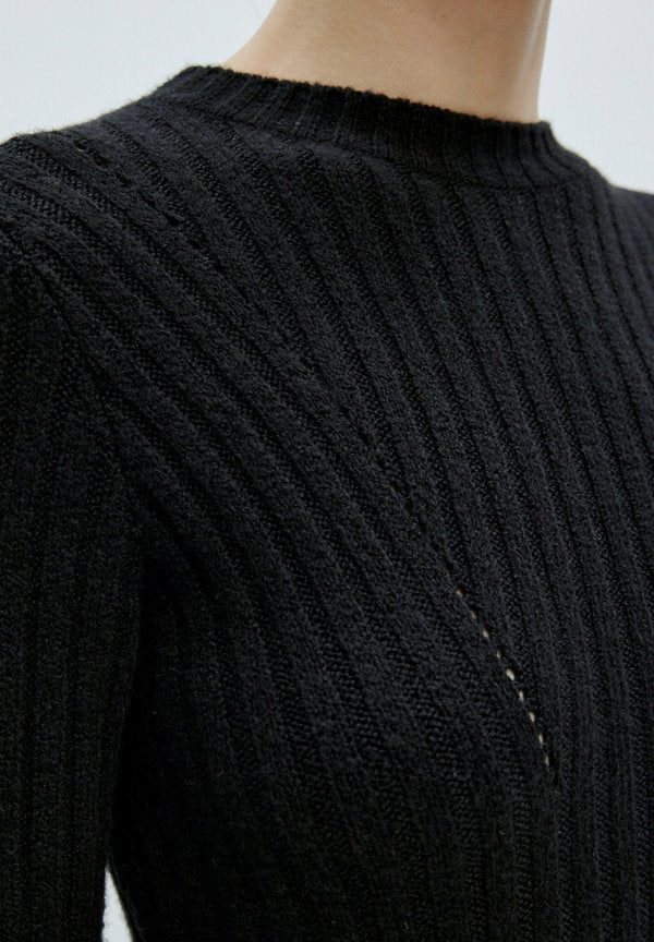 EDITED SAPHIA