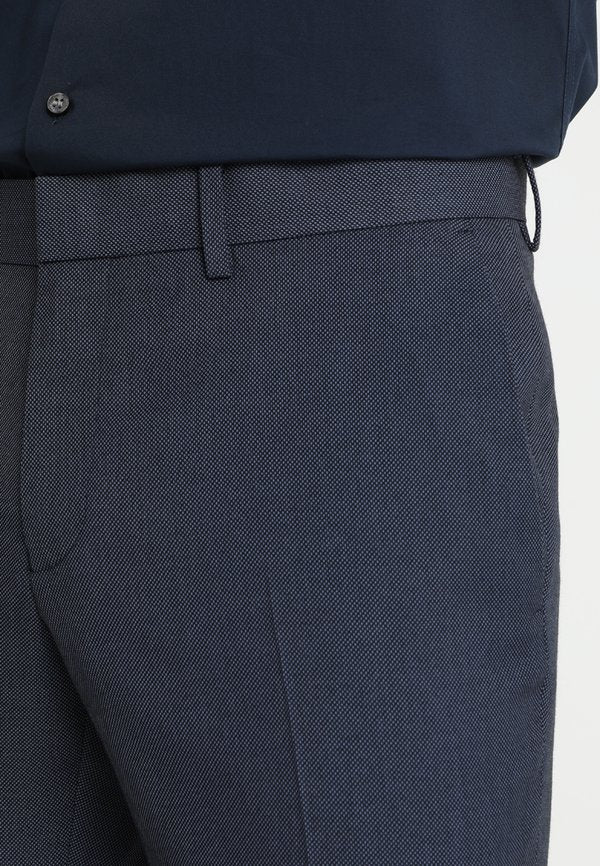 Isaac Dewhirst FASHION STRUCTURE SUIT SLIM FIT