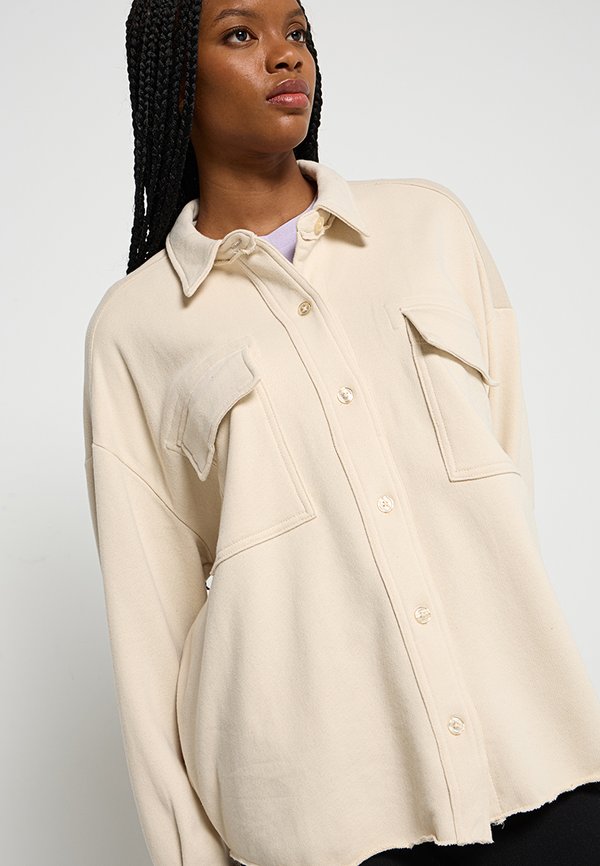 DKNY RELAXED FIT