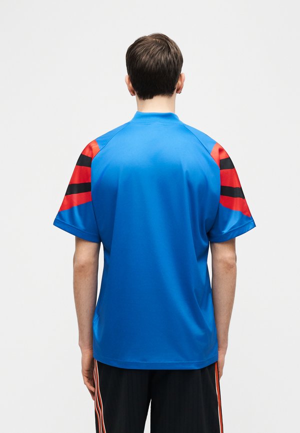 adidas Originals SANTIAGO