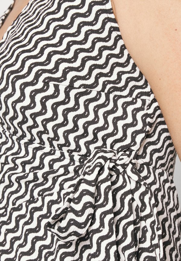 Pieces Curve MIDI WRAP DRESS