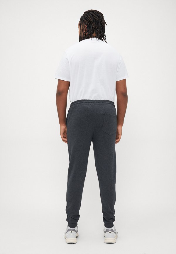 Pier One by Zalando
