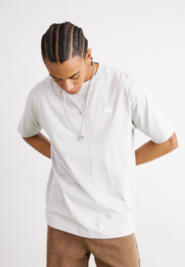 New Balance SPORT ESSENTIALS - Basic T-shirt - athletic grey