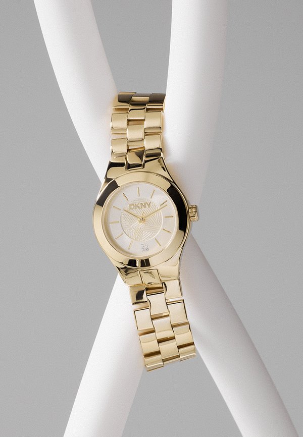 DKNY