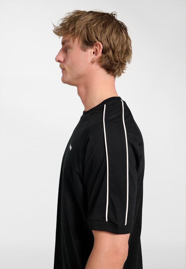 Hummel HUMMEL HMLCLUB REST DAY T-SHIRT S/S