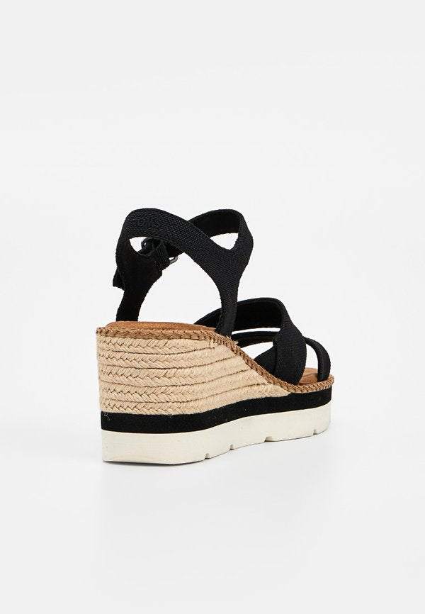 TOMS DARYA