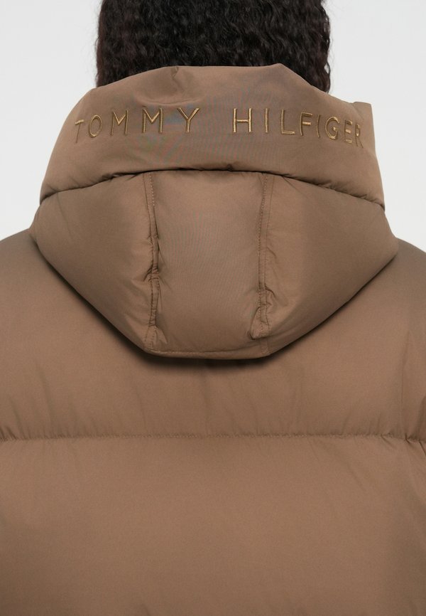 Tommy Hilfiger WATER REPELLENT DOWN LONGLINE WRAP COAT