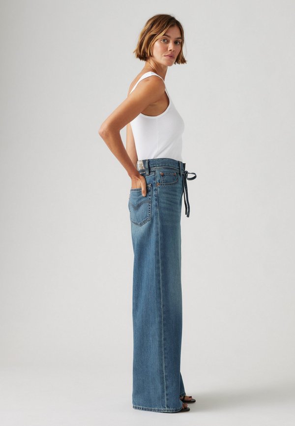Levi's® XL STRAIGHT