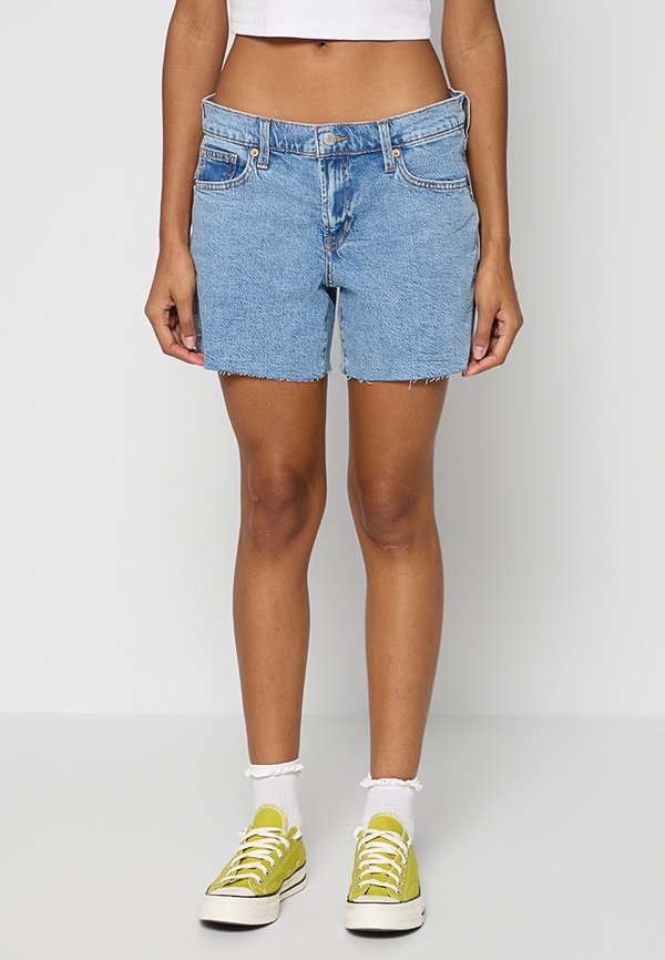 GAP BROOKS