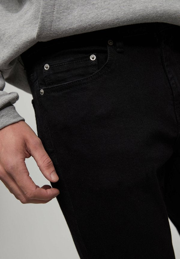 PULL&BEAR BASIC COMFORT