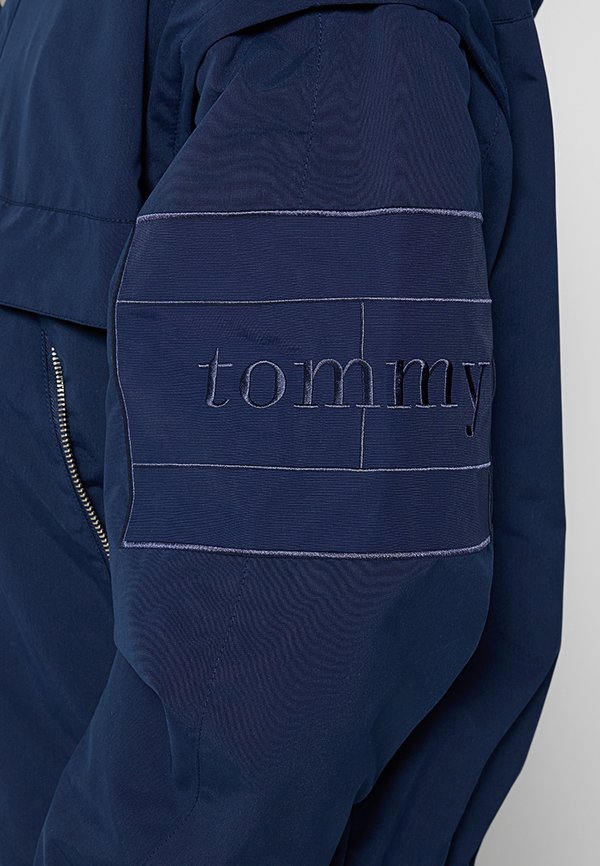 Tommy Jeans CHICAGO