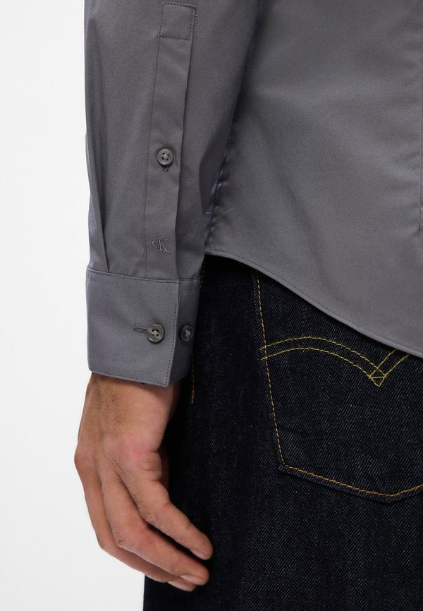 Calvin Klein SLIM