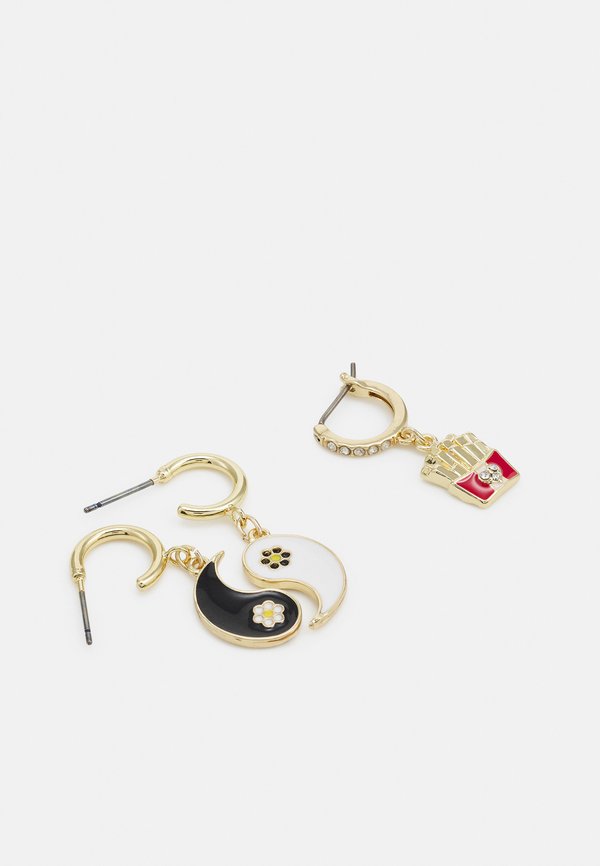 Pieces PCRYLE EARRINGS 4 PACK