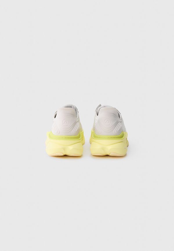 Clarks PACE