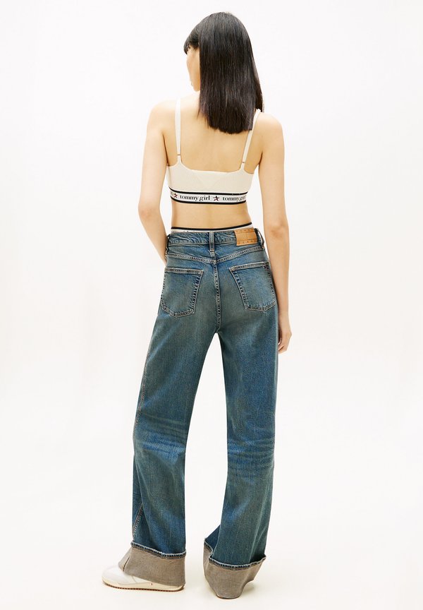 Tommy Jeans CLAIRE TURN-UP HIGH RISE WIDE LEG JEANS