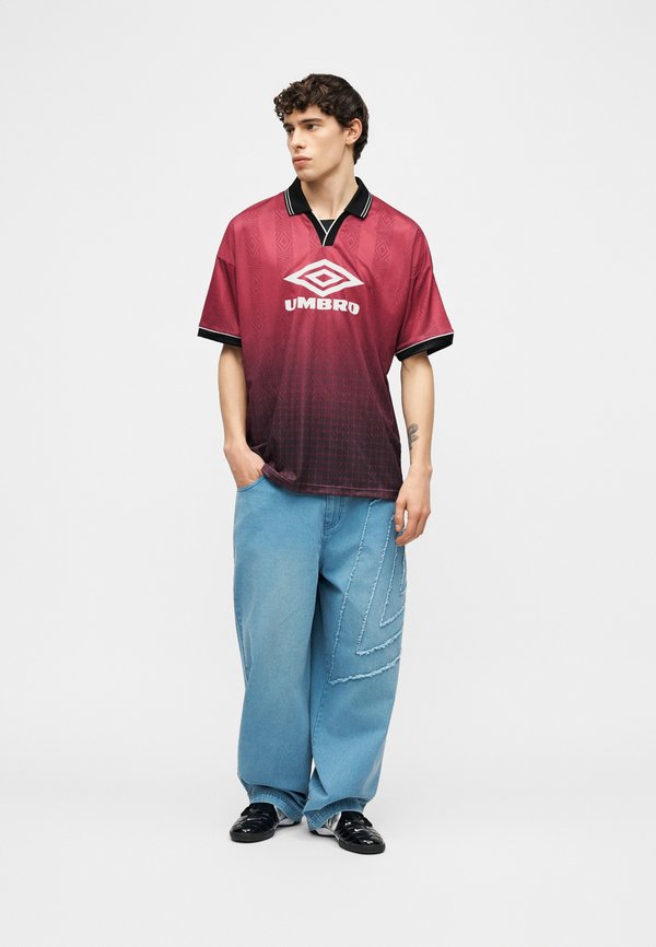 Umbro BOXY FOOTBALL SHIRT