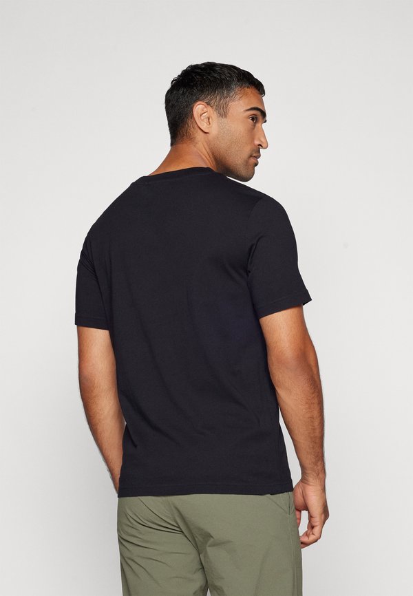Peak Performance ORIGINAL SMALL LOGO TEE